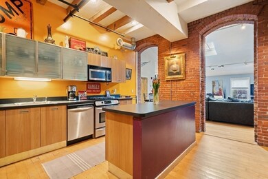 8-14 Newcomb St unit 7, Boston, MA 02118 - photo 2