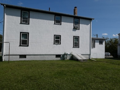 23 Townsend St, Fall River, MA 02724 - photo 2