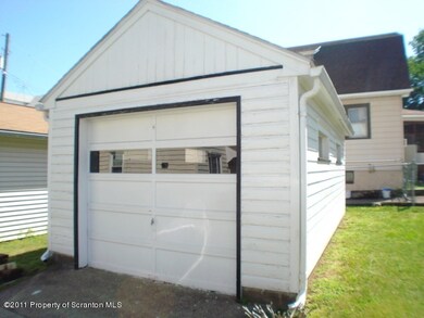 21 Culver St, Kingston, PA 18704 - photo 5