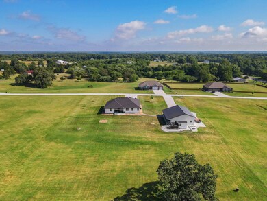 1249 N Nicholas Rd-5