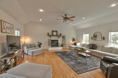 18 Pinedale Rd, Middleton, MA 01949 - photo 5