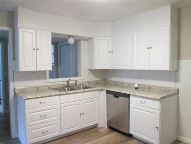 404 N Donk Ave, Maryville, IL 62062 - photo 3