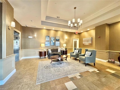 670 Town Center Dr unit 404, Newport News, VA 23606 - photo 2