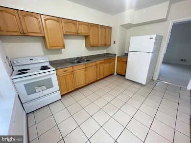 1214 Van Buren Dr, Fort Washington, MD 20744 - photo 4