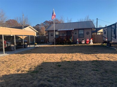 221 Spring Valley Cir, Azle, TX 76020 - photo 2