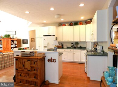 43972 Hedgewood Ln, California, MD 20619 - photo 5