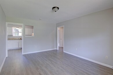 7339 Marilyn Ln, Houston, TX 77016 - photo 5