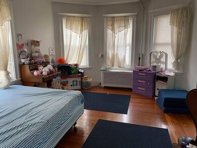 37 Henry St unit 2, Somerville, MA 02145 - photo 5