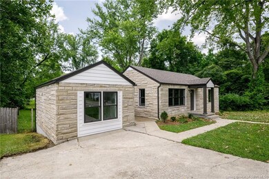 2721 Colonial Dr, New Albany, IN 47150 - photo 4