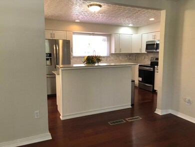 5555 Ellinger St, Columbus, OH 43235 - photo 6