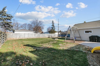 1120 E Layton Ave, Appleton, WI 54915 - photo 4