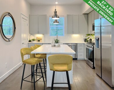 5319 W Donovan St, Houston, TX 77091 - photo 2