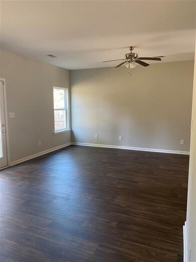 101 Poppy Ln, Byron, GA 31008 - photo 5