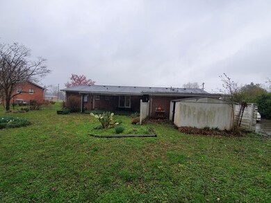 424 Dow Dr, Shelbyville, TN 37160 - photo 4