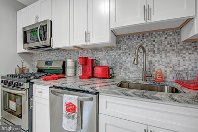 919 Florence St, Camden, NJ 08104 - photo 7