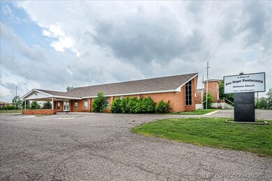 2000 W 32nd, Ada, OK 74820 - photo 2