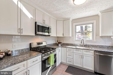 7501 Devries Dr, Lorton, VA 22079 - photo 5