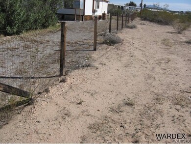 Left Side Neighboring Fence