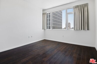 Solair unit 803, Los Angeles, CA 90010 - photo 7