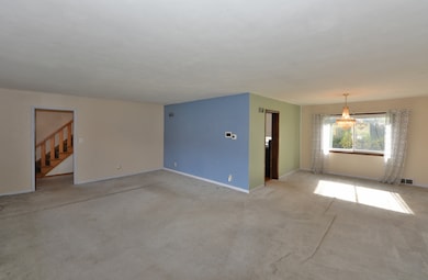 2711 Gilson St, Racine, WI 53403 - photo 6