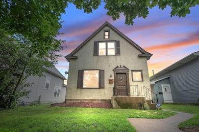 804 Hawthorne Ave E, Saint Paul, MN 55106 - photo 3