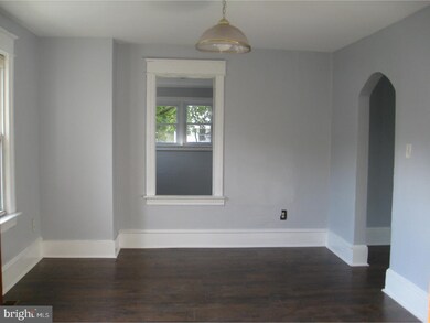 29 W Madison St, Paulsboro, NJ 08066 - photo 7
