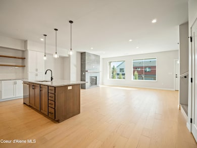 1033 E Railroad Ave, Post Falls, ID 83854 - photo 4