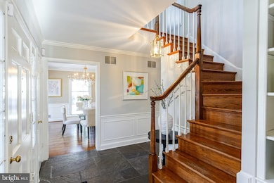 11101 Ardwick Dr, Rockville, MD 20852 - photo 2