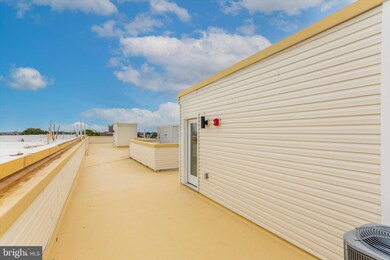 1826 Frankford Ave unit 3, Philadelphia, PA 19125 - photo 5