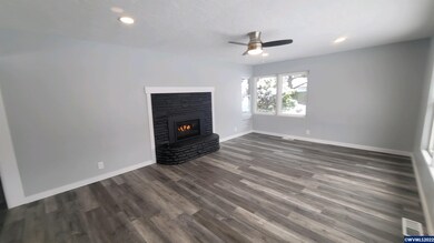 1005 36th Ave SW, Albany, OR 97321 - photo 2