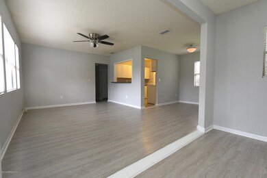 516 Laurina St, Jacksonville, FL 32216 - photo 3