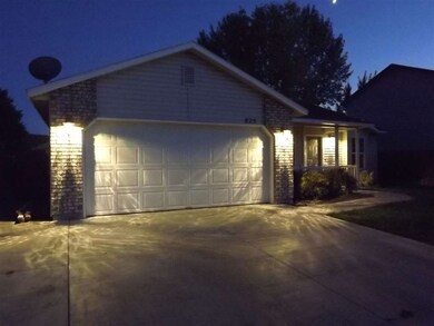 825 W Georgia Ave, Nampa, ID 83686 - photo 5