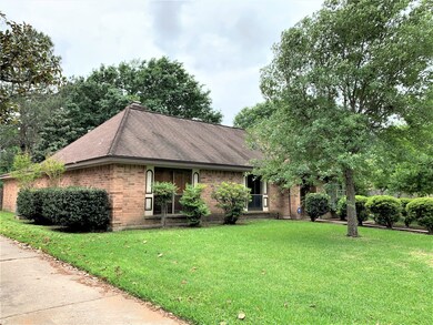 15815 Ridge Park Dr, Houston, TX 77095 - photo 3