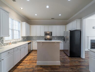 1816 Tennyson Row Mount-MLS_Size-009-8-D