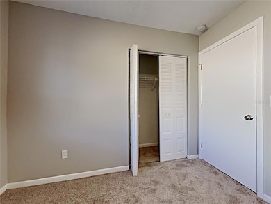 3410 King Richard Ct, Seffner, FL 33584 - photo 6