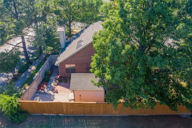 471 Caviness Dr, Grapevine, TX 76051 - photo 4