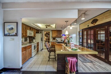 Kitchen 4