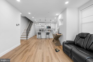 1242 N 15th St unit 2, Philadelphia, PA 19121 - photo 3