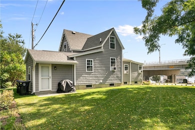 190 Railroad Ave, Portsmouth, RI 02871 - photo 3