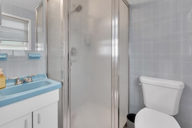 7 Country Village Ct, Bayonne, NJ 07002 - photo 4