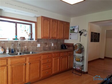 20805 W Camper Rd, Genoa, OH 43430 - photo 6