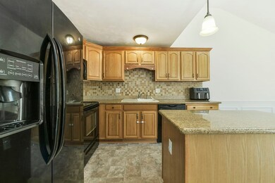 42 Honeysuckle Rd, Worcester, MA 01607 - photo 3