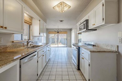 115 Frederick Rd, Fredericksburg, TX 78624 - photo 4