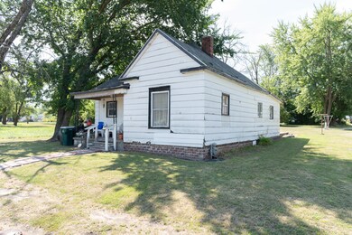 120 W Hinton Ave, Moberly, MO 65270 - photo 5