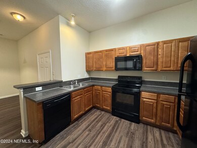 5101 Playpen Dr unit 67, Jacksonville, FL 32210 - photo 3