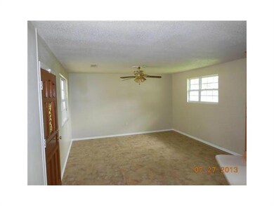 2812 Corinne Dr, Marrero, LA 70072 - photo 2
