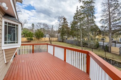 10 Lakeview Rd, Wayland, MA 01778 - photo 4