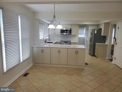 5603 Rockbridge Ct, Columbia, MD 21045 - photo 5