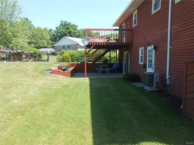 1171 Oakhurst Dr, Slatington, PA 18080 - photo 4