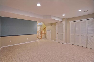 4533 Jasmine Dr, Center Valley, PA 18034 - photo 5